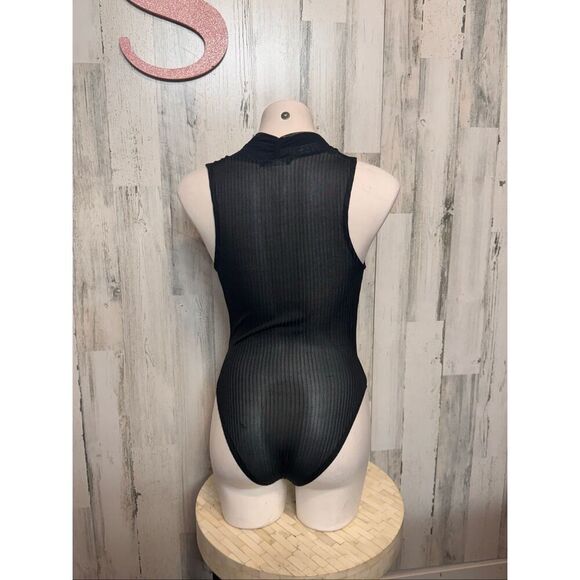 Fashion Nova Black Sheer Deep V Bodysuit Size XS - Picture 5 of 7